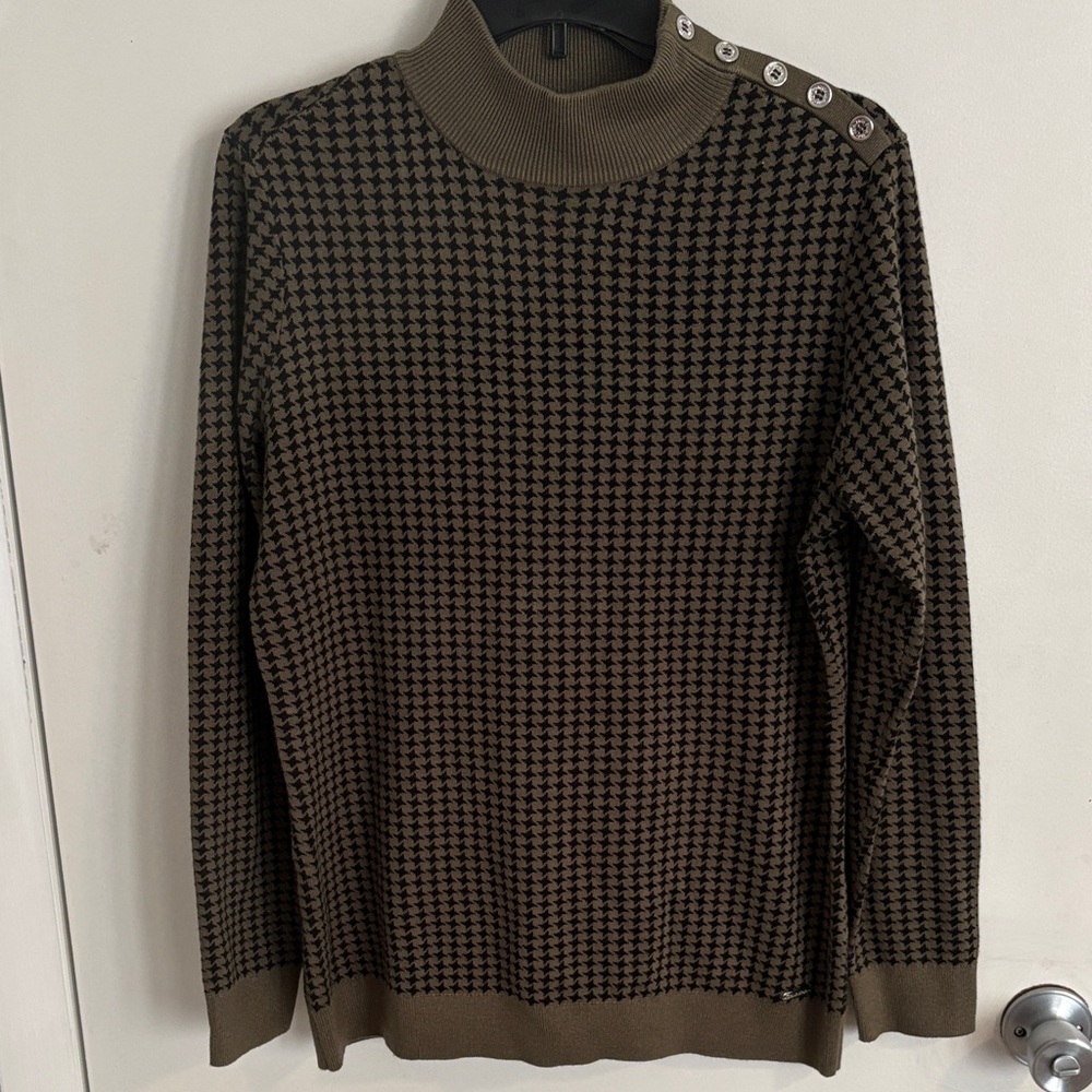 Calvin Klein Olive Houndstooth Turtleneck Sweater with Shoulder Buttons